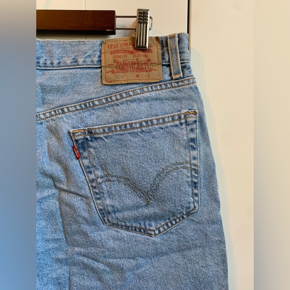Vintage Levi's 505‎ Regular Fit Men's Blue Denim Shorts Jorts Size 36 - Picture 3 of 5